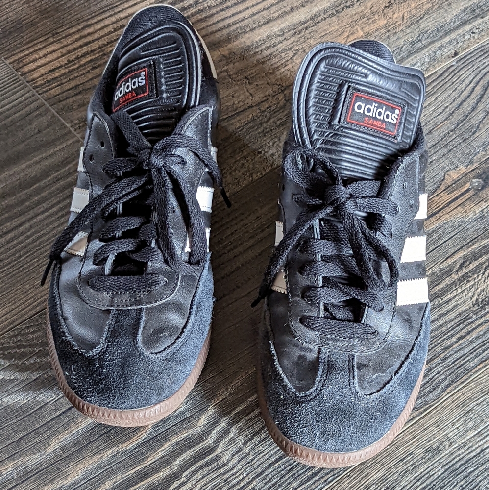 Adidas Sambas